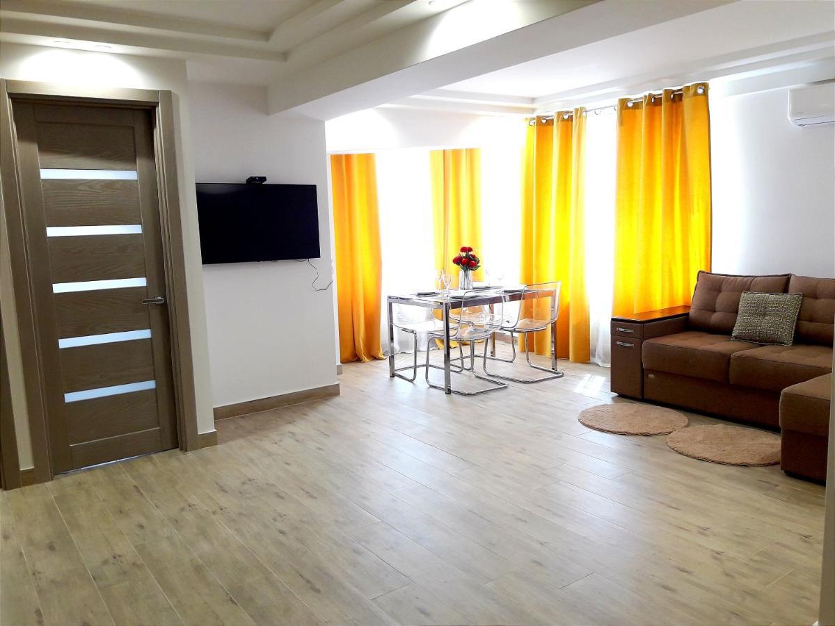 Light Apartment Center City 키시나우 외부 사진